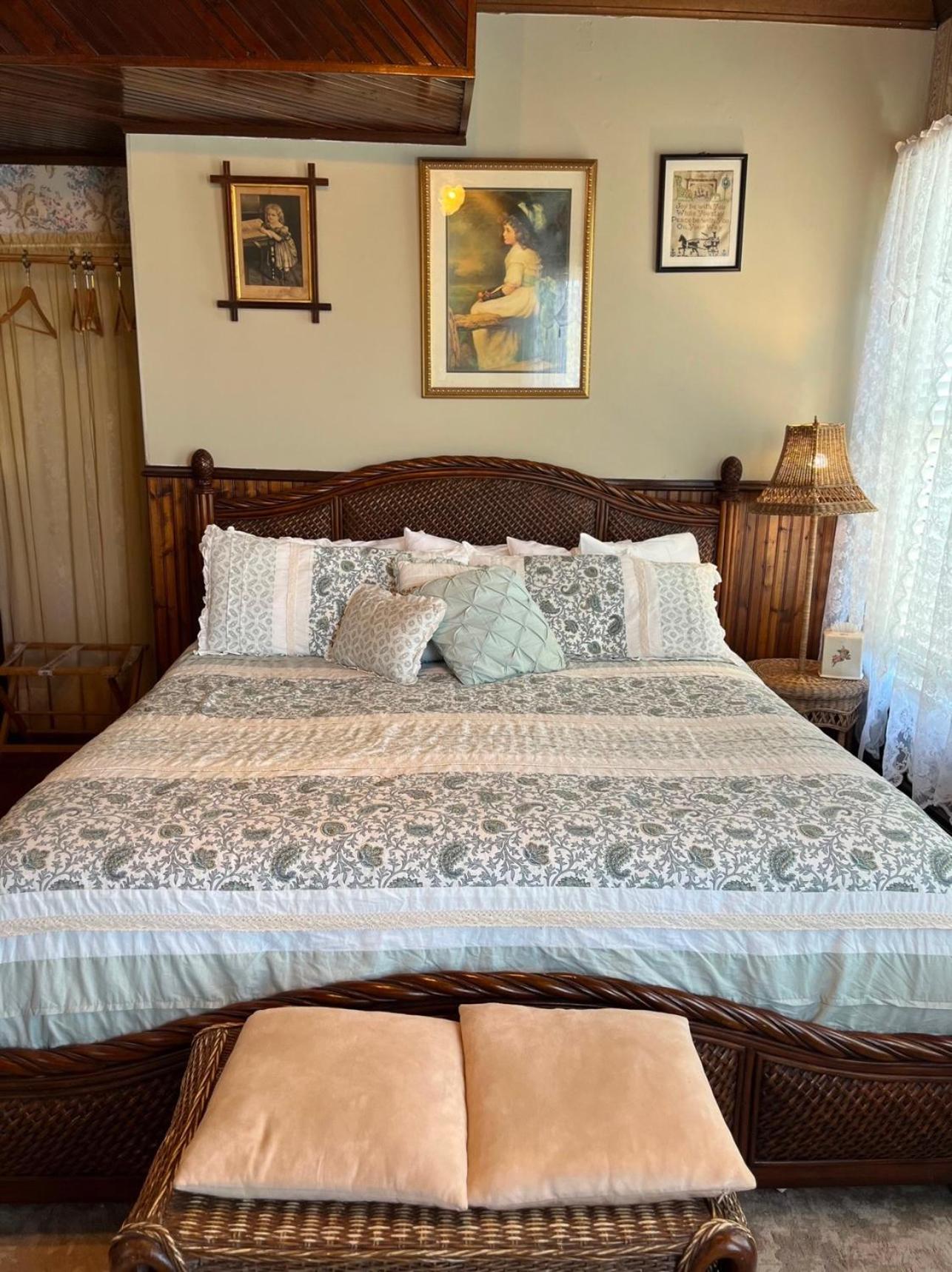 Cape May King Room