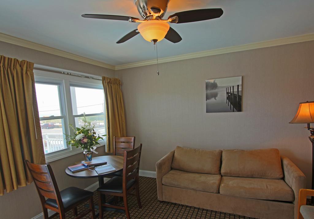 Suite Double Twin Bed Ground Floor