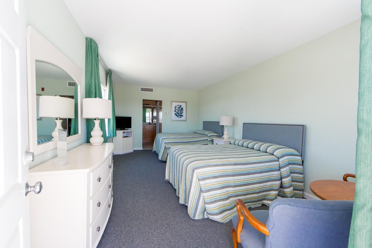 Deluxe Double Room Two Double Beds-Ocean View