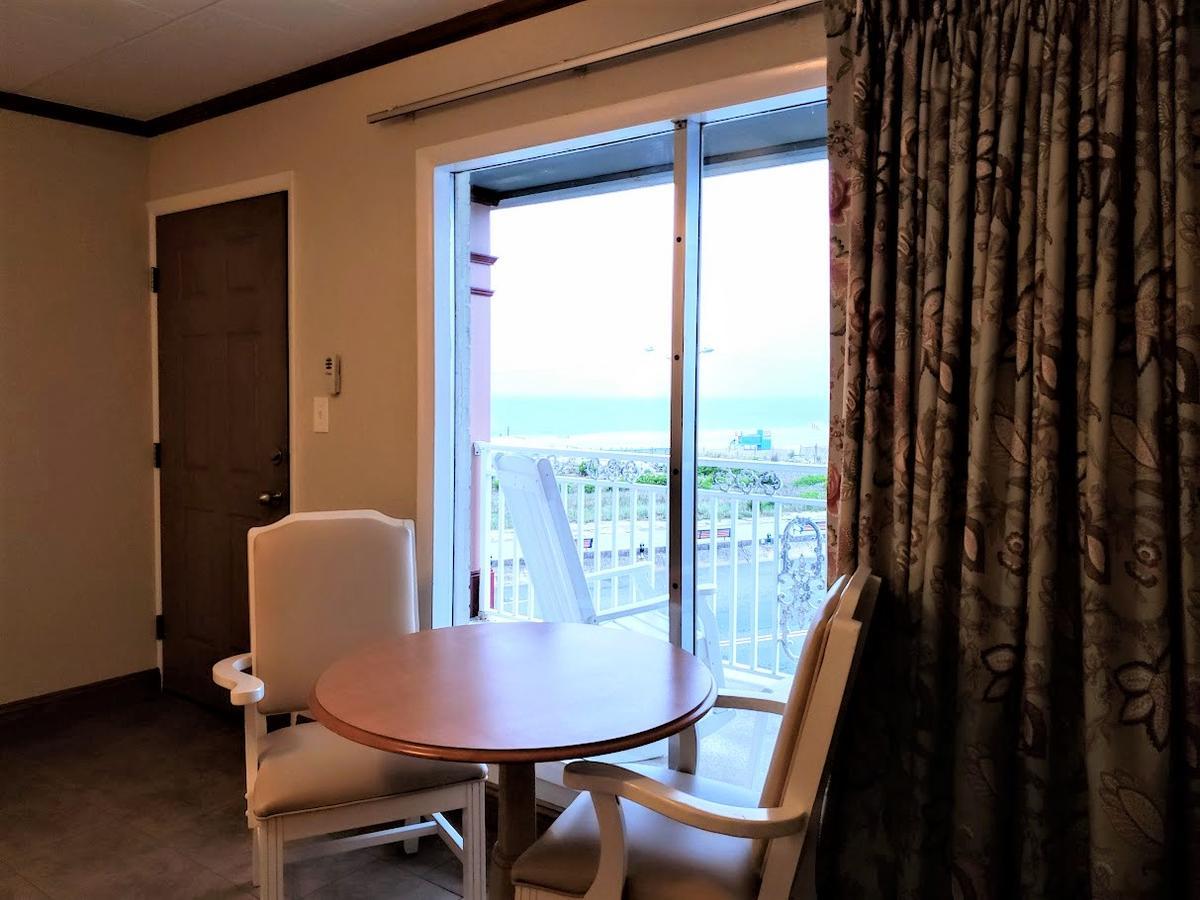King Suite Ocean View