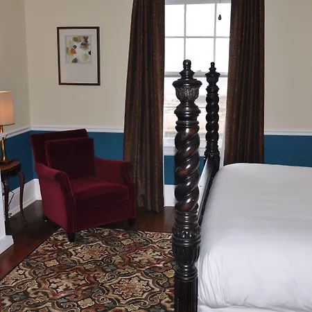 Peter Shields Inn & Restaurant-2